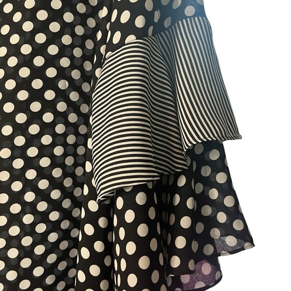 CATO Black White Polka Dot Ruffle Bell Sleeve Top Sz 26/28W - Picture 2 of 4